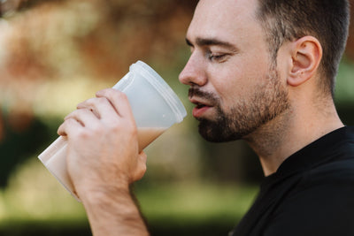 5 Benefits of Drinking Protein Shakes before Bed